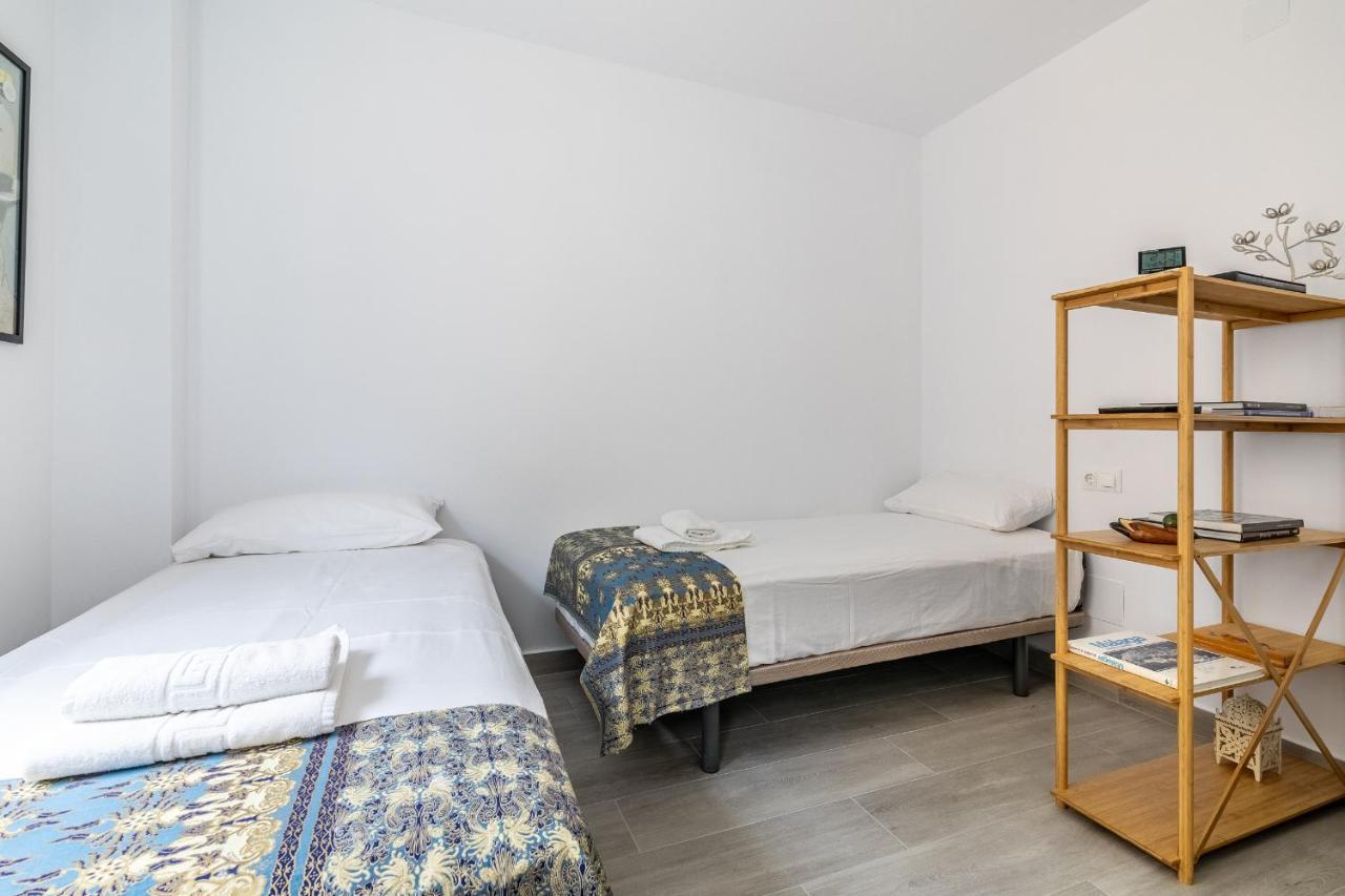 Livemalaga Victoria Suites Экстерьер фото
