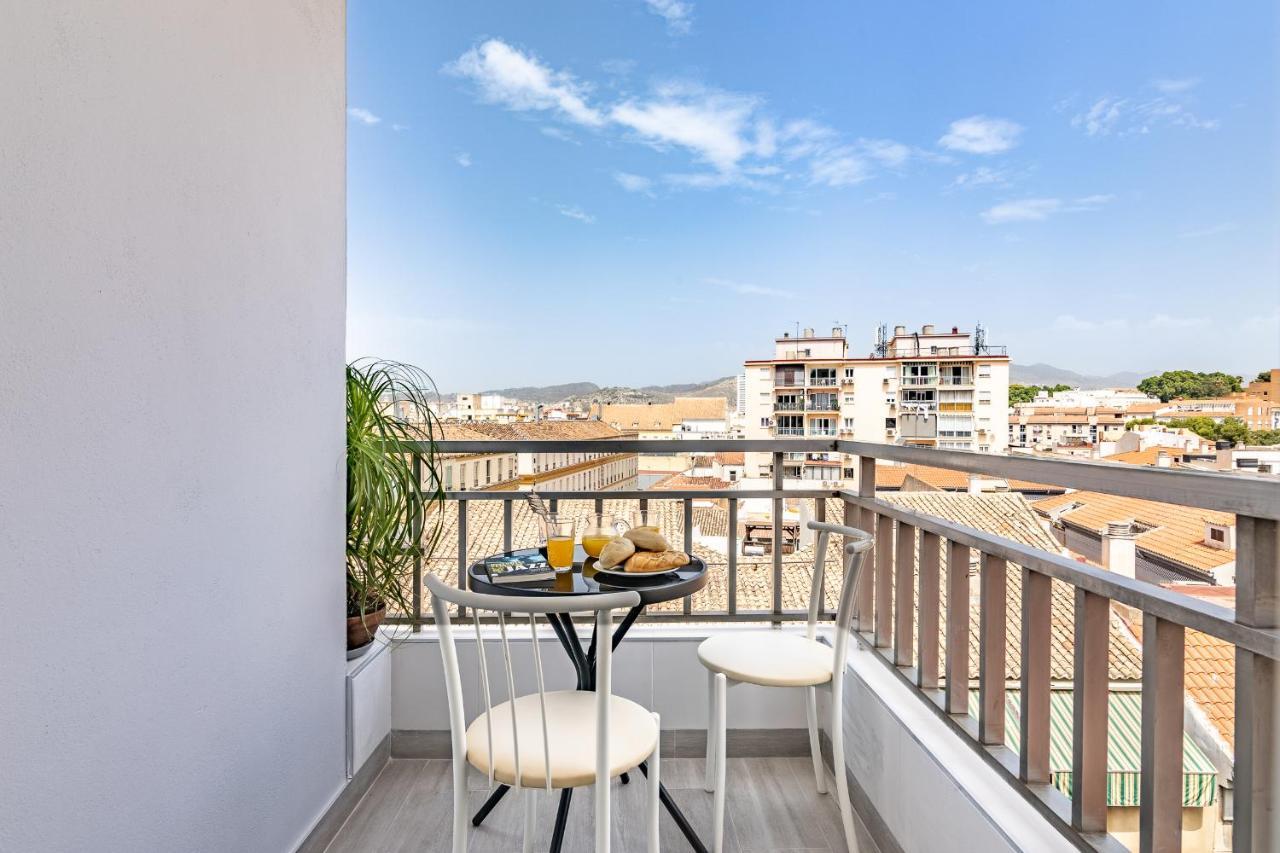 Livemalaga Victoria Suites Экстерьер фото
