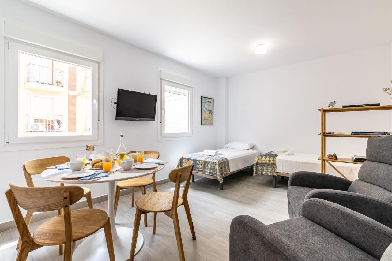 Livemalaga Victoria Suites Экстерьер фото